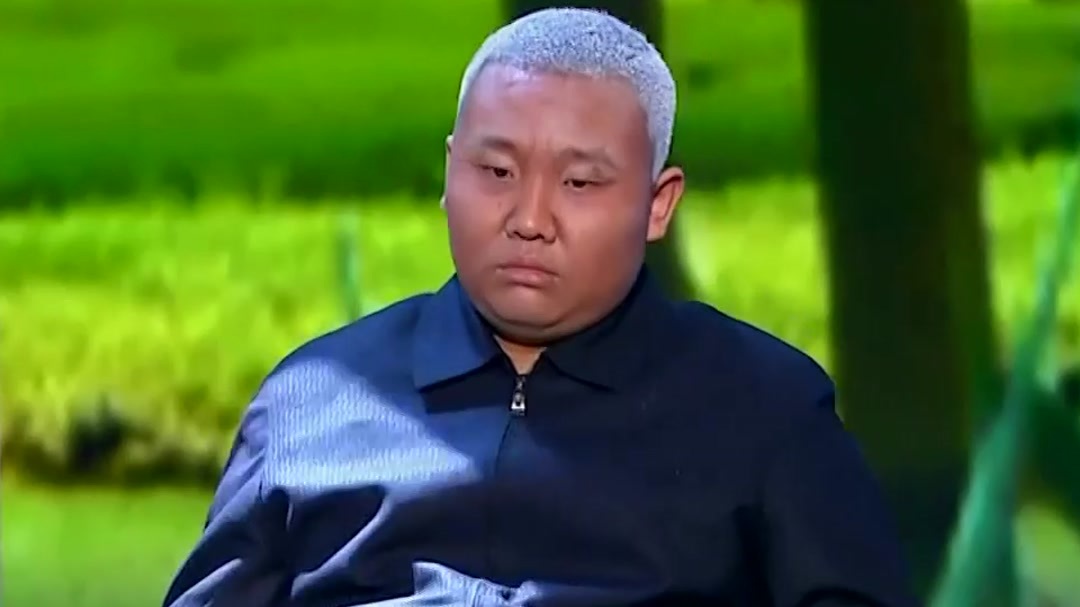 追求幸福过晚年 同学见面趣事多