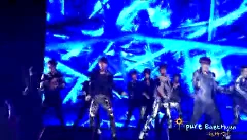 EXO MAMA 北京Show Case 饭拍版 12/04/01-EXO
