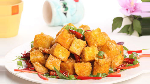 人气美食 干煸塞肉翻花头 创意手法烧豆腐