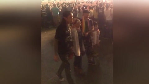 屏行星乐汇 情路坎坷的阿妹终等到真爱；相差六岁
