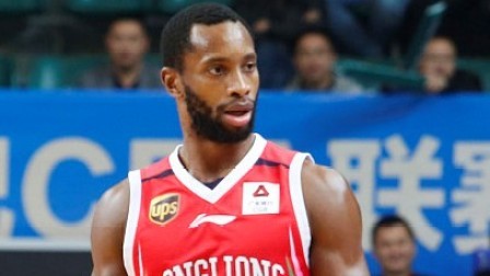 CBA 18/19赛季 福建VS龙狮第一节：弗格个人能力极致体现，福建34-27龙狮
