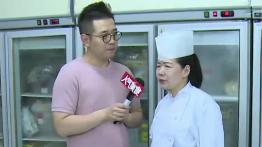 人气美食 租场地搞摄影 “热夏”两种说法