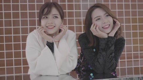 李一檬EMOO 秋冬大胸妹子内搭怎么穿
