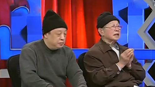 甲方乙方 睡在楼道里的老父亲