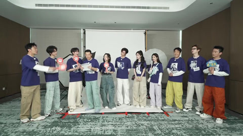 奔跑吧第10季 播了就跑之希林娜依·高快问快答 张真源李晨现场教赖伟明撕名牌