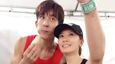 五十度黑 保养吧女人 不要放弃姐弟恋