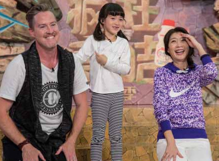 疯狂的麦咭 第三季 夏天糖宝闯关刷颜值