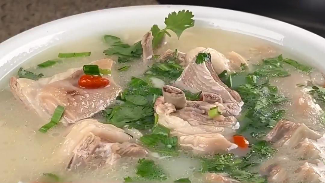 人气美食 冬季滋补菜 青蒜羊肉汤