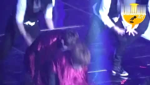 IU kiss&cry Intro & Neverland 饭拍版 主秀铉 11/12/30-U-Kiss (UKiss)
