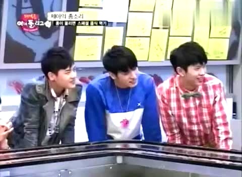 IU kiss&cry 偶像联盟 E02 中文字幕 10/05/11-U-Kiss (UKiss)ZE:A (帝国之子，帝国的孩子们)