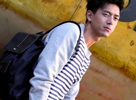 我们的街拍时刻 最好的阳光男孩李现