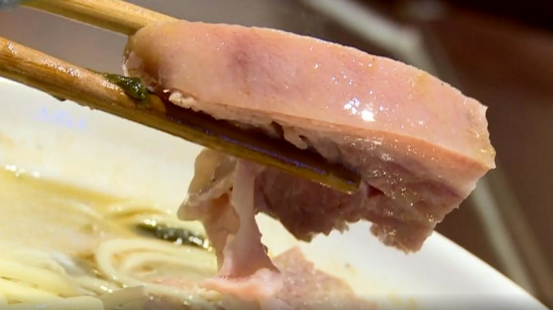 人气美食 福州路金牌肴肉面 镇江风味