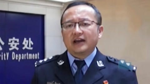 法治中国60分 女童眼睛意外戳伤 警车变身救护车紧急救治