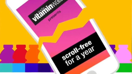 可口可乐公司推出有趣活动，一年不用手机奖10万美元