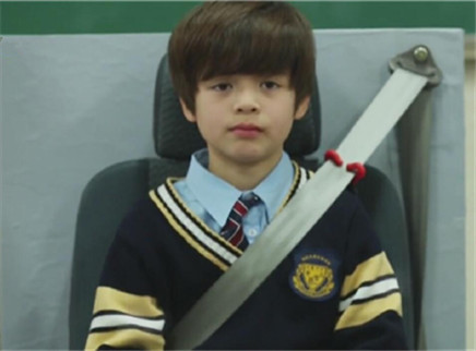 新闻大求真 中小学生该如何安全乘车