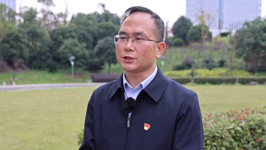 社会传真 民呼我为心连心——为民办事 以“实”为先