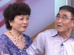 干练女警察工作心强 内外兼顾没能抵抗外力
