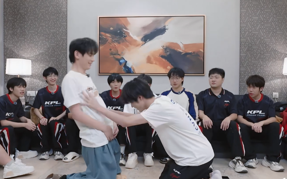 梦之队厨艺大比拼，炸厨房惊现神操作！