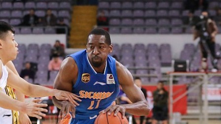 CBA 18/19赛季 北控VS四川第二节：克劳福德连突带投率队反超，四川领先9分结束半场