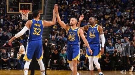 2021-2022赛季NBA集锦 NBA常规赛-库里25+5+6 维金斯35分勇士擒狼取六连胜