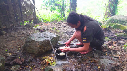原始丛林人苏门答腊 第二季 热带雨林生存记录，给猪做饭，清理鱼塘杂草并投入猪粪