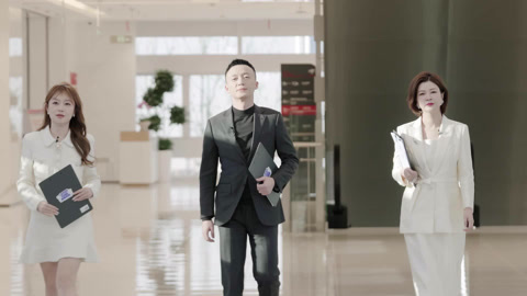 30位候选人集结面试，谁能拿下百万年薪？