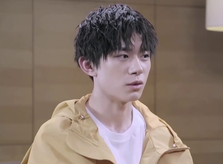 Honor易烊千玺影视资源站 易烊千玺坦言私下“不爱演”
