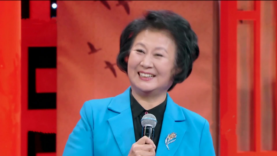 群英会 喜剧演员黄晓娟年轻态  荧屏形象几十年如一