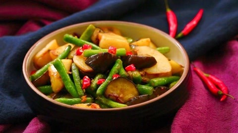 迷迭香 素烧茄子这么做超好吃！
