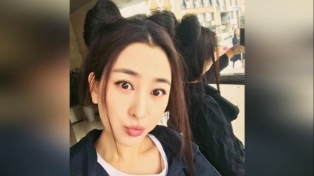 嘻嘻娱乐 2017 11月 马苏蹲地捡废纸 小露事业线不惧走光 171123