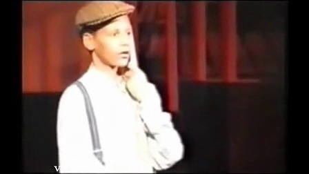 校园时期正太版费迪南德载歌载舞