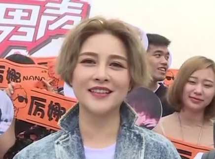快乐男声 厦门海搜：厉娜现身校园歌手赛
