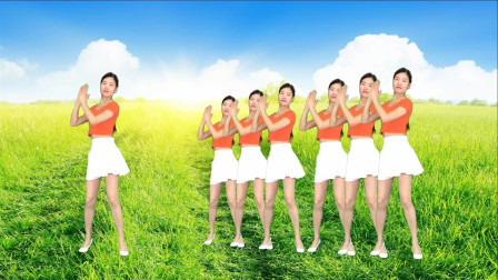 广场舞《亲密接触》32步简单舞蹈，英文健身操！