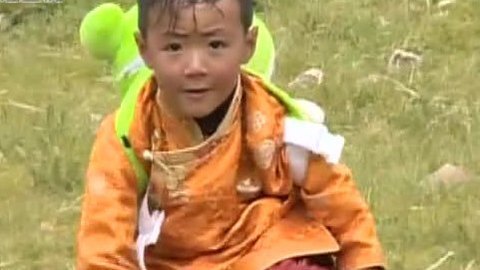 老爸老妈看我的 哥哥带小萌男弟弟完成任务