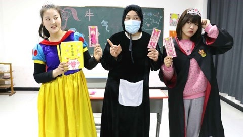 黑衣人拥有“金钟罩卡”，同学们都打不过，这下可怎么办？