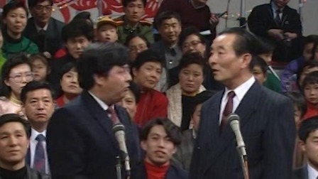 央视1992春晚 李金斗陈涌泉相声《宠物热》，宠物管理引发的社会问题