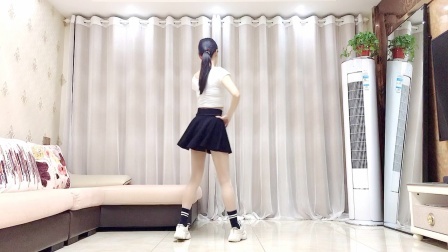 网红广场舞《爱情魔力圈》分解教学健身操