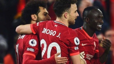 英超-萨拉赫破门阿诺德世界波 利物浦3-1取八连胜