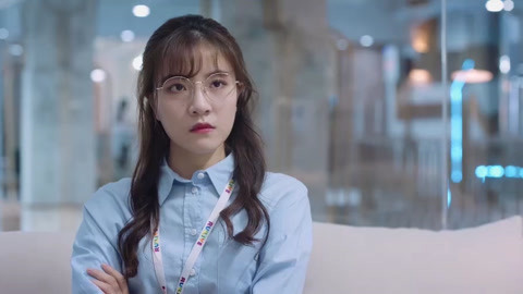 青春创世纪&middot;精选看点 之前于世挂的竟是她的电话
