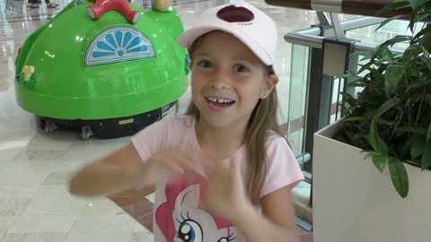 非常有趣令人兴奋的游乐场