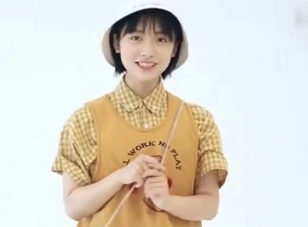 LOVELYyue-沈月个站 治愈系美食达人沈月上线