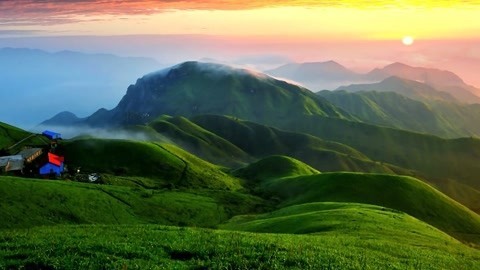 经典传奇 探秘神奇武功山 山顶上的神秘石屋
