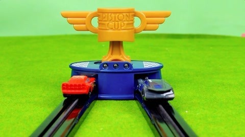 赛车总动员麦昆和杰克逊的大决战