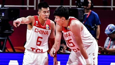体育新闻 关键失误葬送好局 中国男篮加时不敌波兰