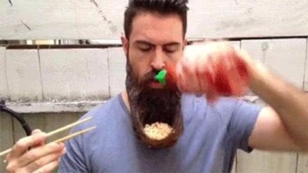 猿创精选 奇葩有独家吃面方法 酸爽到不行 34
