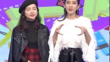 时尚汇 美女化解职场小白困惑