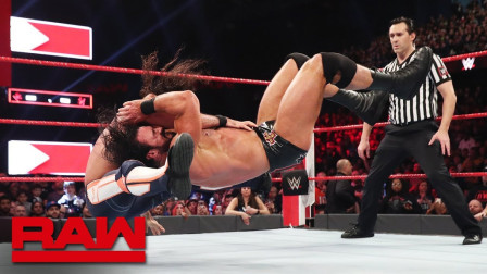 WWE RAW 2019 【RAW 03/18】赛斯欲对德鲁发射断头脚 被猛兽大布打断 惨遭砍刀脚
