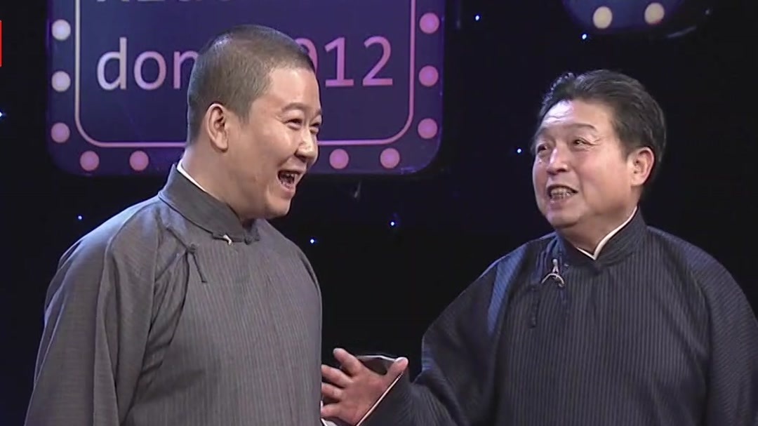 刘洪沂老师又唱又跳表演逗趣，惹全场爆笑连连