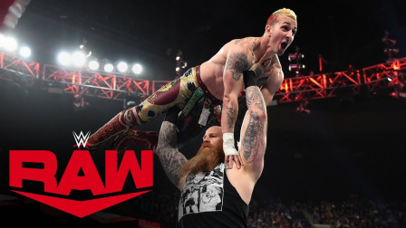 WWE RAW 2019 【RAW 11/18】24/7打乱罗旺的比赛 二柱子识时务撤退 留下辛格被虐