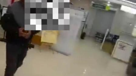 @所有人 男子遭遇电信诈骗，民警迅速带他到银行冻结账户